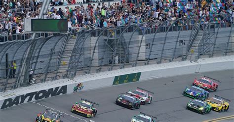 rolex 24 attendance 2024|Rolex 24 daytona distance.